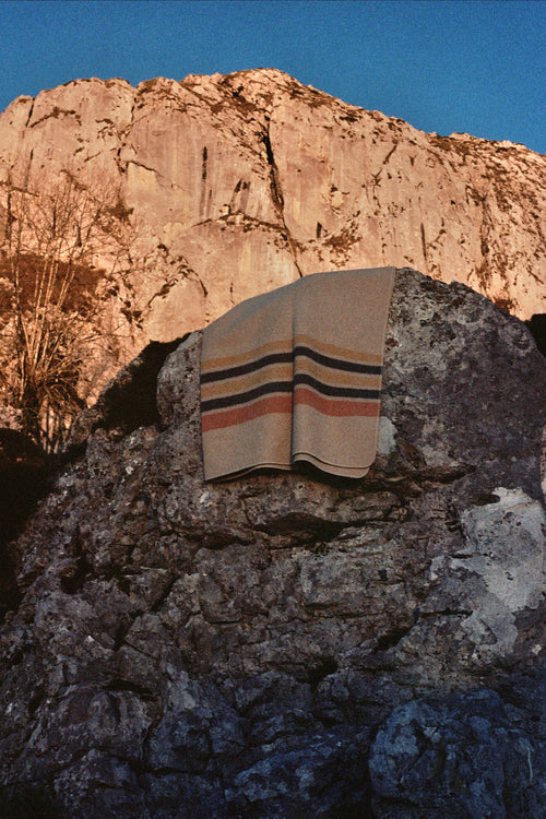 Pyrenees Wool Blanket - Monte